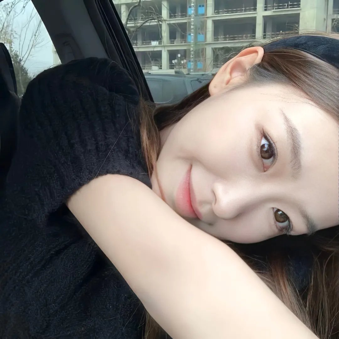 北极百货的秋乃小姐